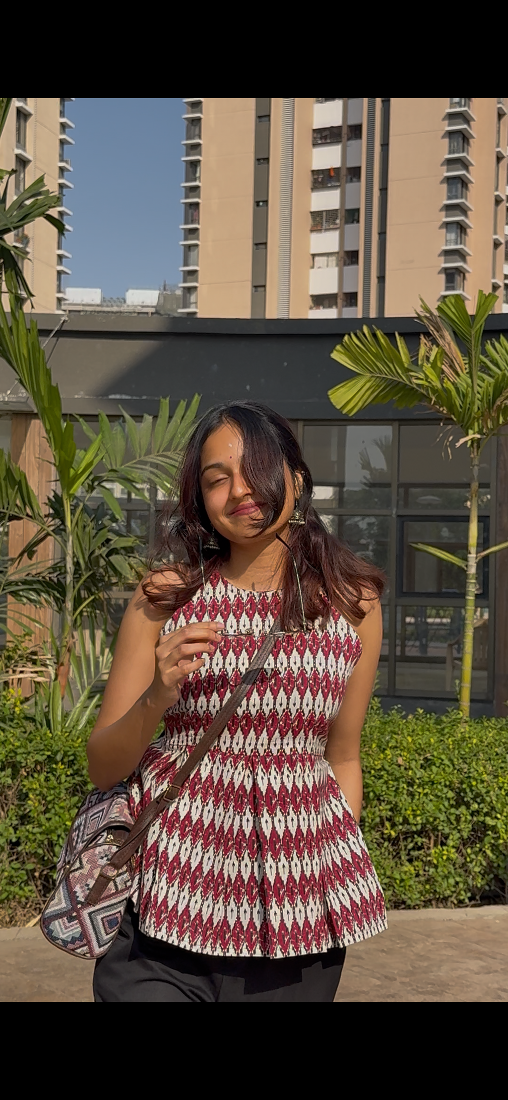 Rosiee- short top🌷