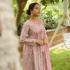 Gulaabi Aliacut kurta set