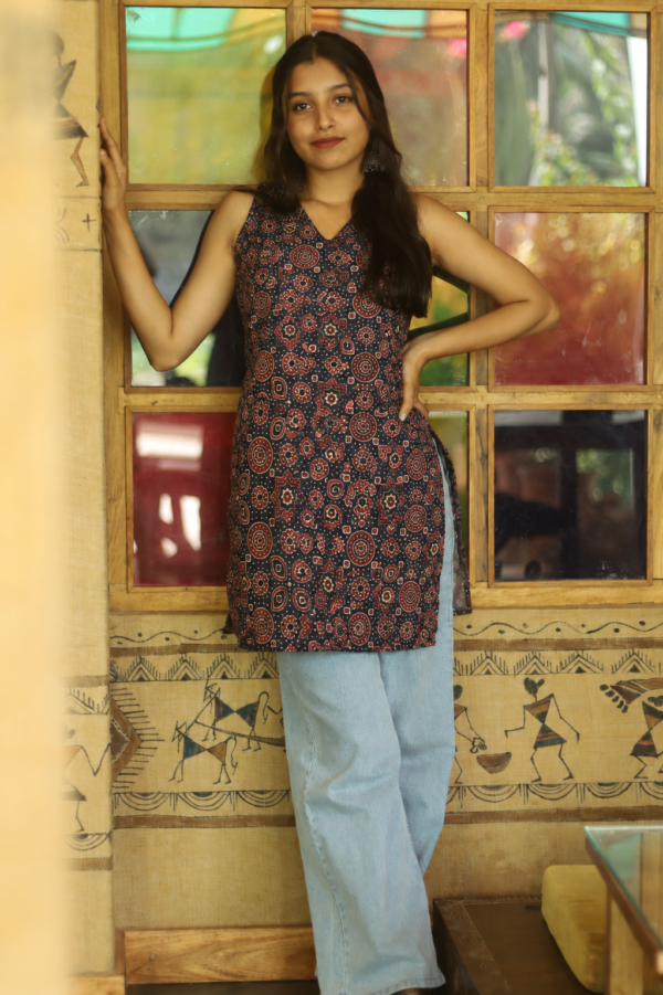 Ajrakh kurta