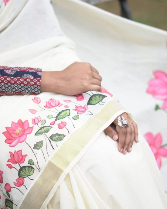 Senthamarai hand painted saree