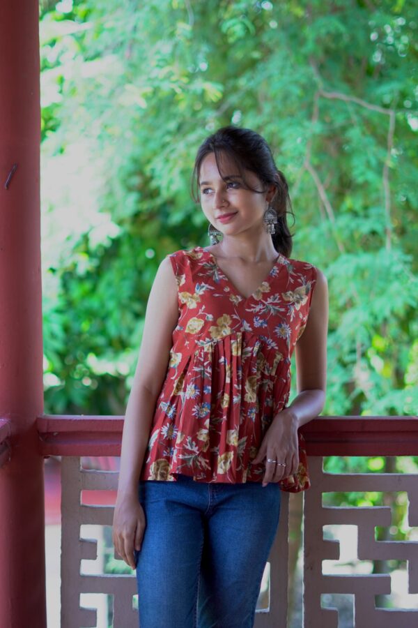 Plum top
