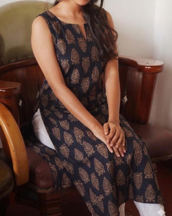 Bindi kurta